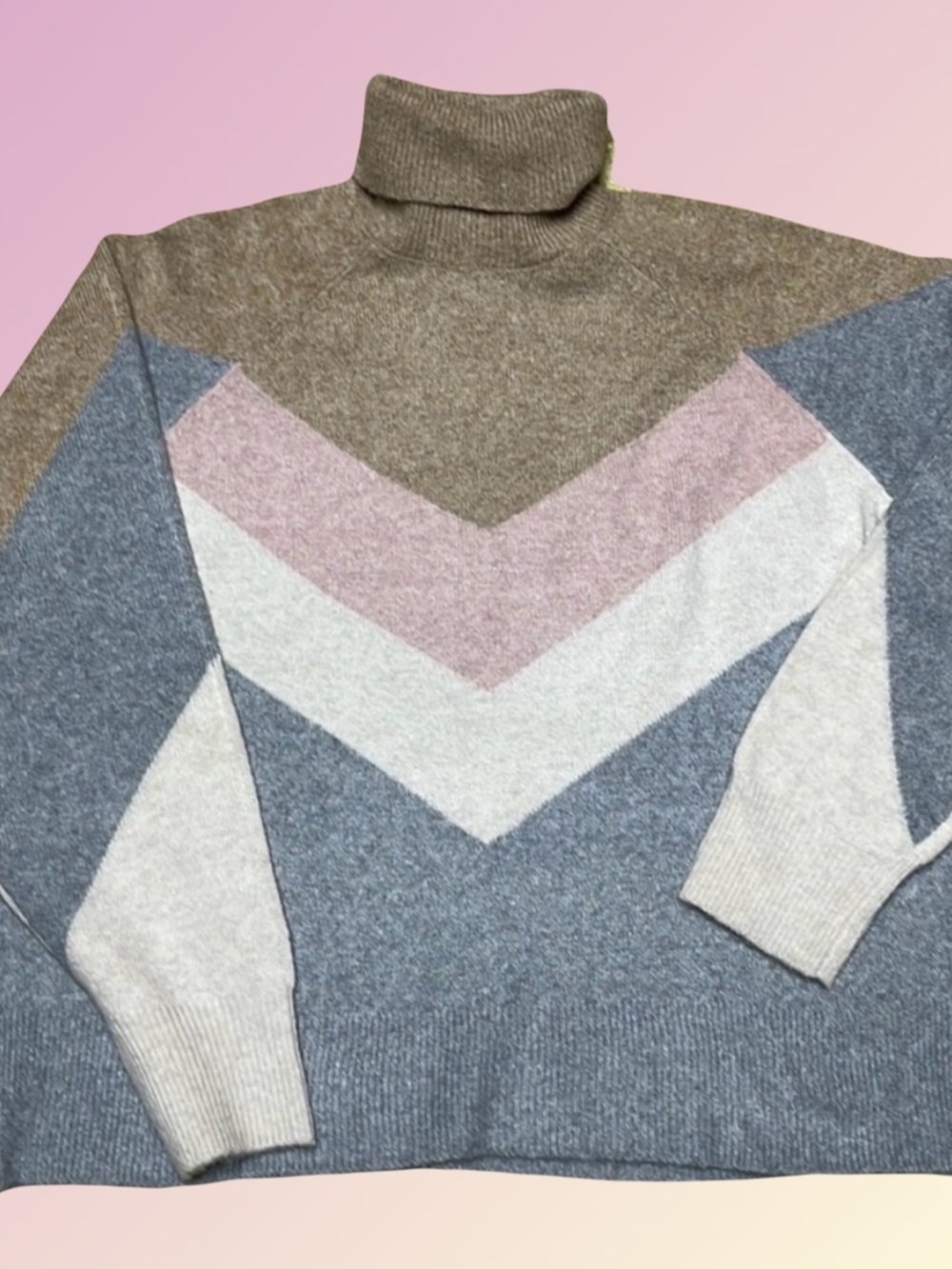 Vero Moda Colorblock Turtleneck Sweater in Taupe, Pink, Blue, Cream